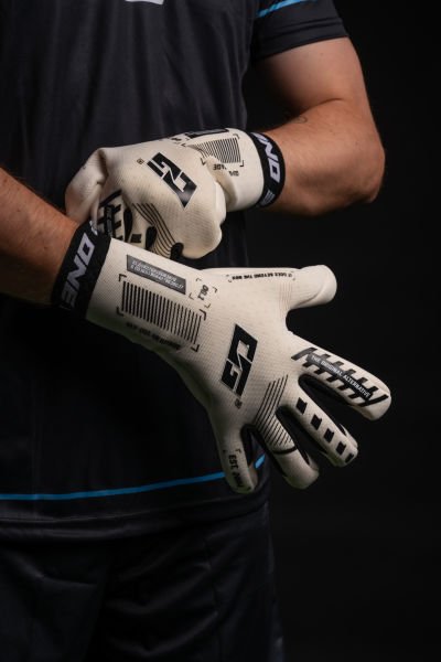 Kaleci Eldiveni | Profesyonel Goalkeeper Gloves | Mixspor